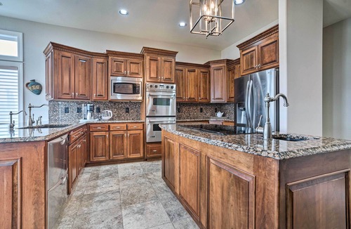 Pasco House | Chic Washington Wine Country Vacation Rental!