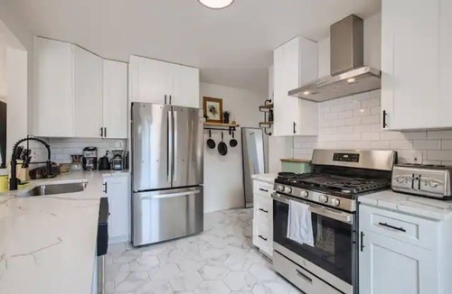 Barths House | Chic West Denver Abode with Hot Tub & Huge Yard