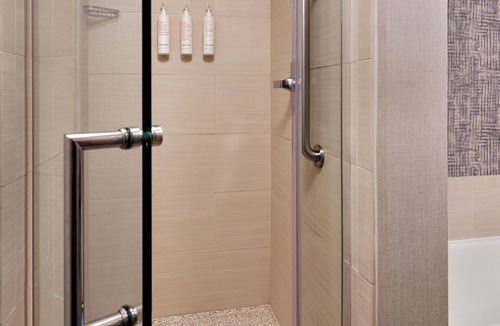 Deerfield Hotel | Chicago Marriott Suites Deerfield