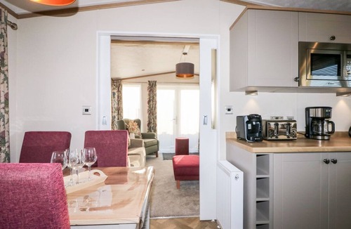 Chichester Cabin | Chichester Lakeside Holiday Park, Chichester
