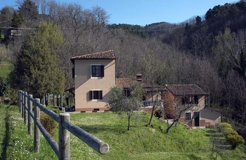 Barga Villa | Chiesetta: an intimate villa in the mountains of the Garfagnana, Tuscany