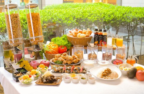 Yahatahigashi Hotel | Chigusa Hotel