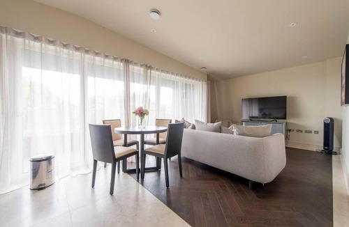 Chigwell Apartment | Chigwell 1BR Study Escape CHCL F9