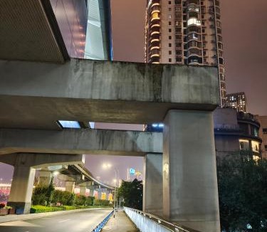 Yuzhong Apartment | Chihiro Haven