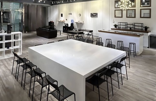 Saginaw House | Chil Space