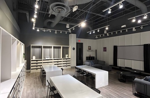Saginaw House | Chil Space