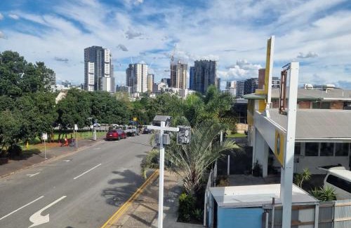 Brisbane Central Business District Hostel | Chill Backpackers