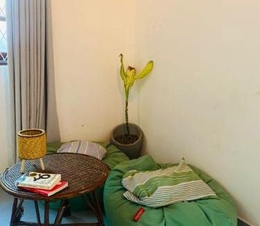 Polhena Hostel | Chill Hostel Madiha