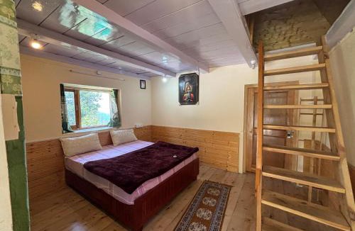 Bir House | Chillgoza