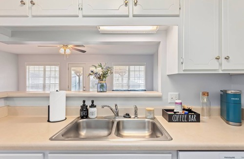Enterprise House | Chillin' at Foxchase 2BR/2.5BA