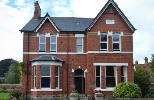 Longford Bed & Breakfast | Chilton House
