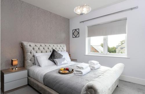 Rushyford House | Chilton View - 4 Bed 2 Bath Luxury Home in County Durham