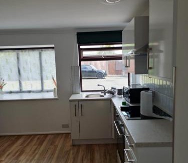 South Hornchurch Apartment | Chilux