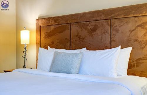 Canmore Apartment | Chinook Manor