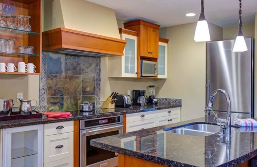 Canmore Apartment | Chinook Manor