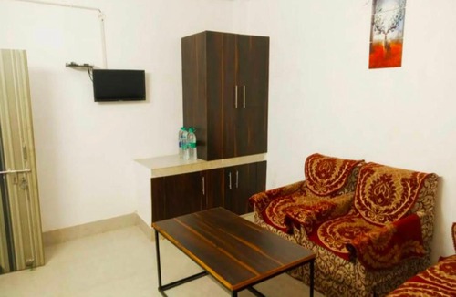 Deoghar Hotel | CHINTA HARAN REST HOUSE