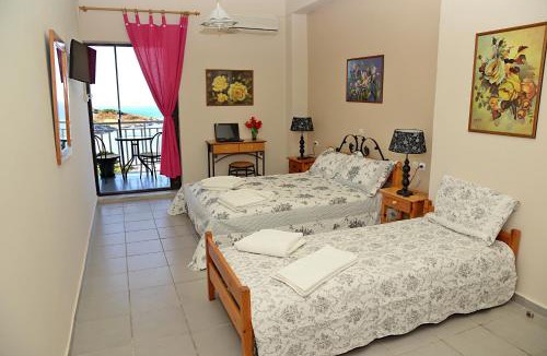 Karfas Apartment | Chios Rooms MyView