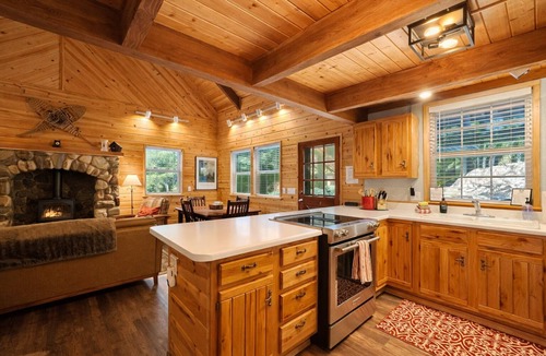 Leavenworth Cabin | Chipmunk Lodge 2 Bedroom Home by NW Comfy Cabins by RedAwning