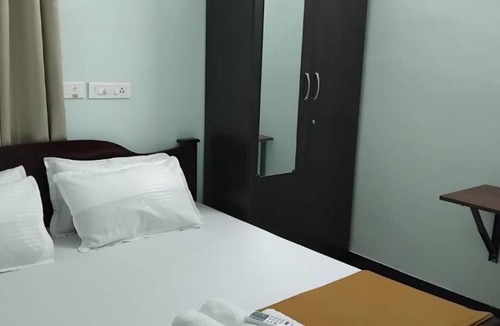 Peelamedu Apartment | Chippy Parkside Service Apartment Coimbatore