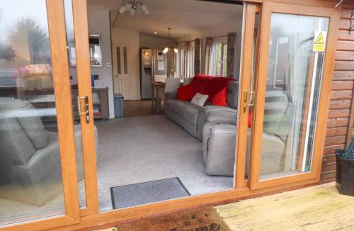 Morpeth House | Chloe's Cabin