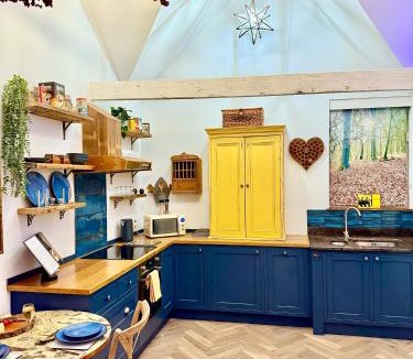 Little Malvern House | Chocolate Box