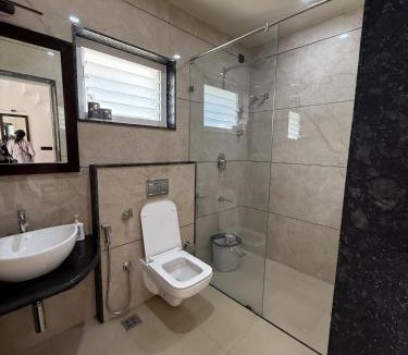 Chikkamagaluru House | Chola Lakeview Duplex Cottage