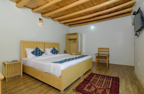 She Hotel | Chomal Cottages