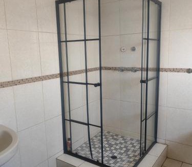 Rooihuiskraal House | Choosers Express Executive Suite