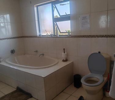 Rooihuiskraal House | Choosers Express Executive Suite
