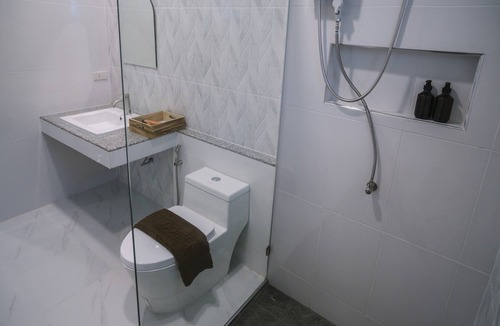 Bang Phra Hotel | Chor Grandé Resort