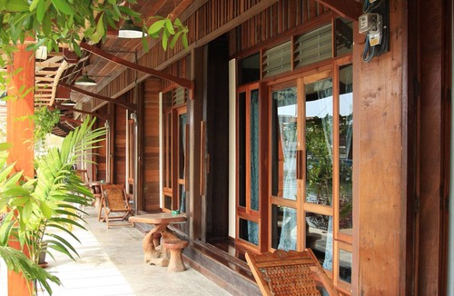 Amphawa House | Chotika Riverfront