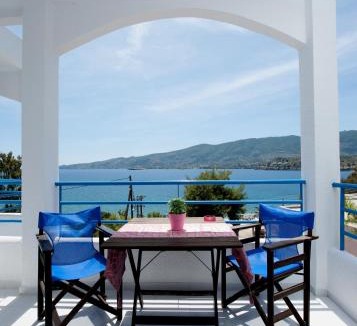 Poros Apartment | Christine Studios