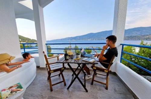 Poros Apartment | Christine Studios