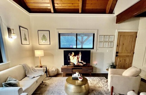 Running Springs House | Christmas Tree Cottage