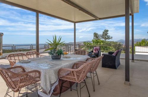 Lasa House | Christothea