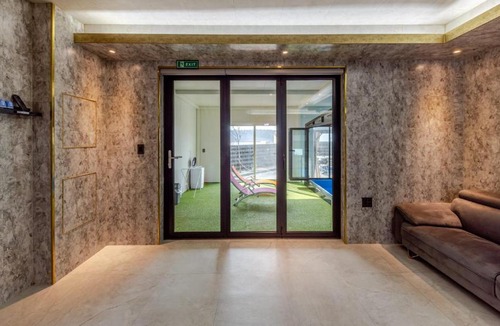Chuncheon House | Chuncheon Poolhouse Epop