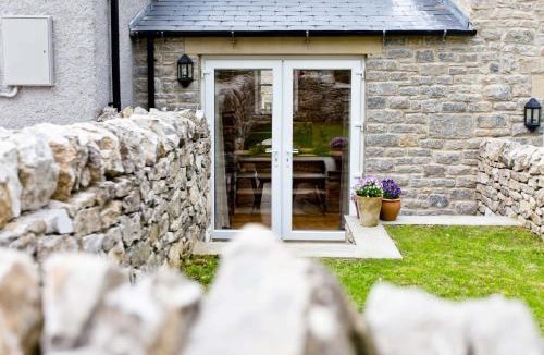 Taddington House | Church View