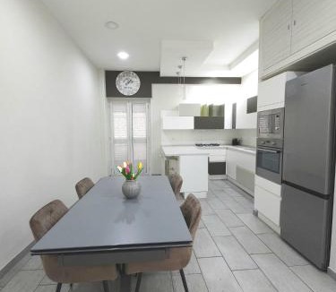 Arenella Apartment | Cidemì House