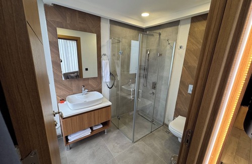 Hopa Hotel | Cihan Otel