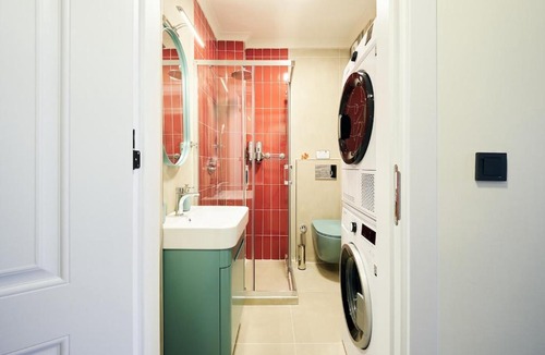 Cihangir Apartment | Cihangir Pop Art Hideaway