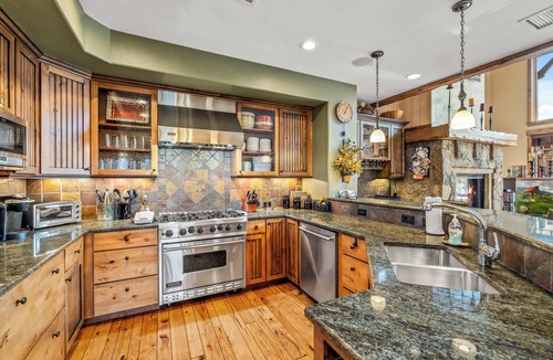 Steamboat Springs House | Cimarron #10 - walk to base, winter ski shuttle, private deck spa, Mountain views!