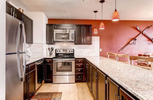 Historic District Condo | Cimarron 301, Cozy 2BR condo in Breckenridge, perfect for mountain getaways!