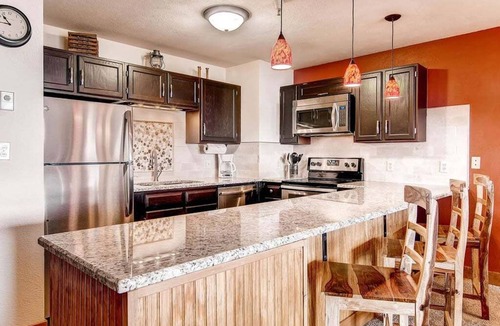 Historic District Condo | Cimarron 301, Cozy 2BR condo in Breckenridge, perfect for mountain getaways!