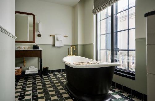 Central Business District Hotel | Cincinnati's Fidelity Hotel