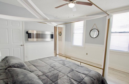 Latonia House | Cincinnati Shotgun Style Home