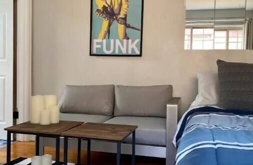 Cincinnati Apartment | Cincinnati Themed, Historic Big Sky Apartments!