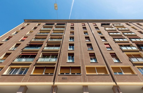 Historic Center Apartment | Cineteca White Studio by Wonderful Italy