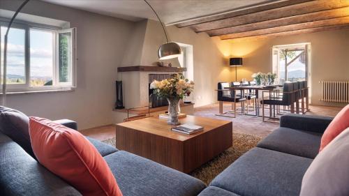 Montecatini Val di Cecina Villa | Cinque Cipressi 8, Emma Villas