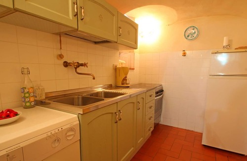 Pontito House | Ciocche - Home for 5 People with Private Pool, Garden, surrounded by Nature