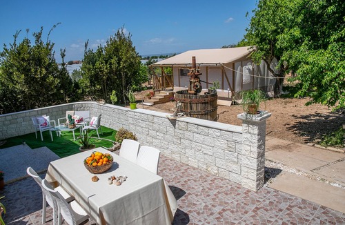 Santa Maria del Focallo RV Rental | Ciriga Sicily Glamping